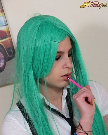Transfeet VOD - Naughty schoolgirl Irene Aoki teases you with her feet